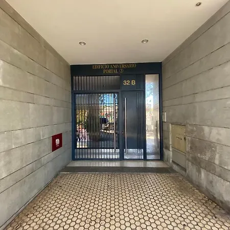 Acogedor Piso Con Parking Santa Justa