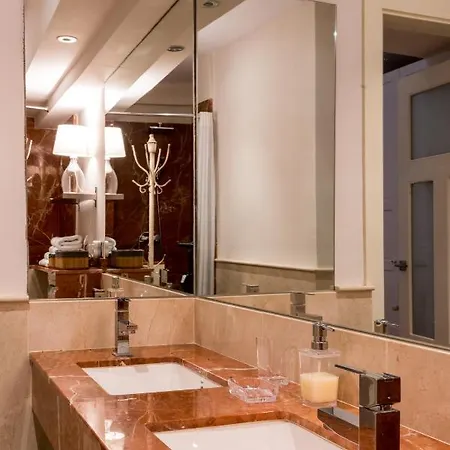 Quevedo Apartment