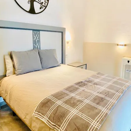 Tr1 Parking Incluido Loft Paseo Del Guadalquivir * Seville