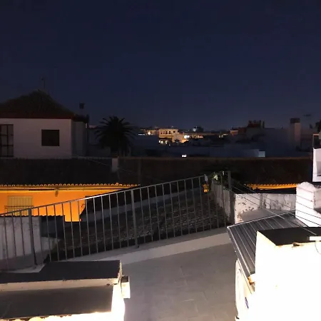In V33-b Sevilla