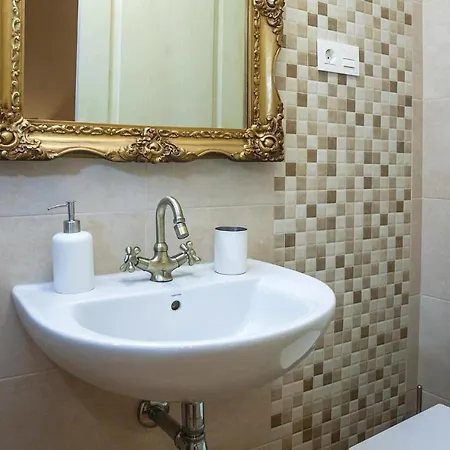 Amazing In With Kitchen Apartment Seville