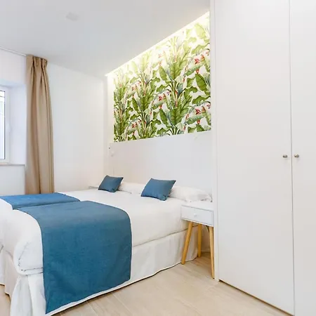 Espectacular Casa De 6 Dormitorios, 7 Banos Y 2 Terrazas Vakantiehuis