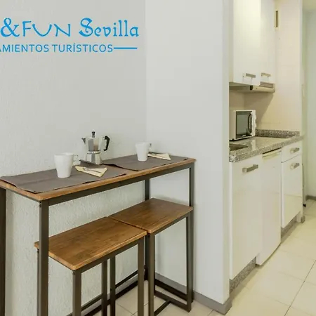 La Campana En Centro Apartment Seville