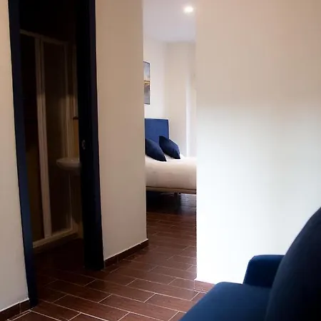 Hotel Noches En Triana
