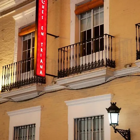 Hotel Noches En Triana