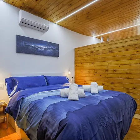 Apartment De Diseno Centro Sevilla. Wifi/ac Seville