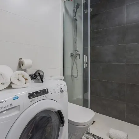 Apartment De Diseno Centro Sevilla. Wifi/ac Seville