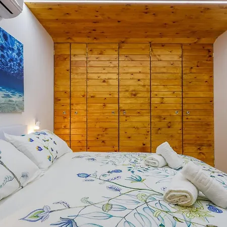 De Diseno Centro Sevilla. Wifi/ac Apartment *