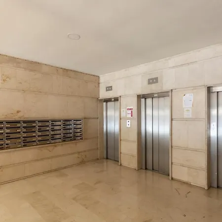 Apartment Menendez Pelayo Urban