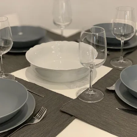 Apartamento Hub Cuesta Del Rosario * Seville