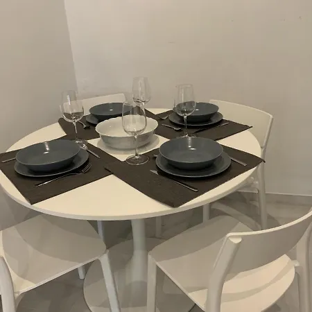 Apartamento Hub Cuesta Del Rosario * Seville