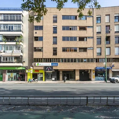 Apartment Menendez Pelayo Urban
