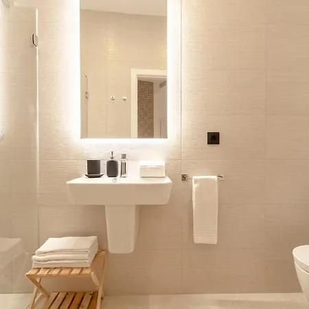 Genteel Goyeneta Apartment *
