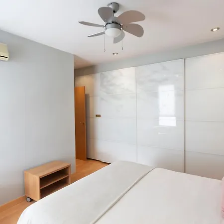 Apartment Menendez Pelayo Urban