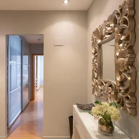 Menendez Pelayo Urban Apartment