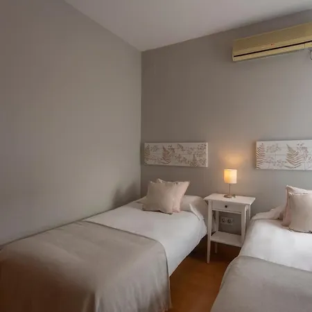 Menendez Pelayo Urban Apartment Seville
