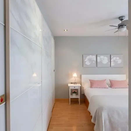 Menendez Pelayo Urban Apartment *