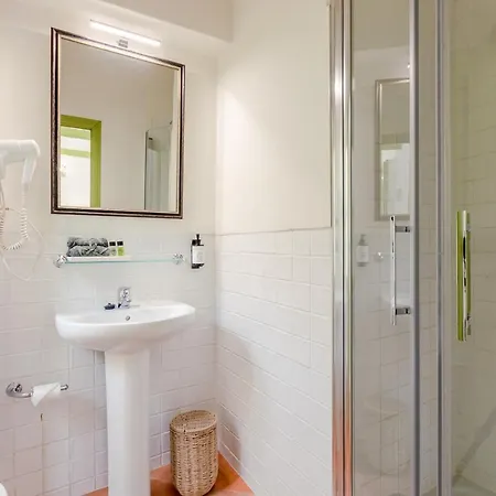 Nuea Giralda Hotel