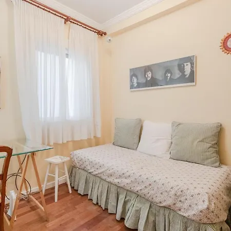 Apartment Green
