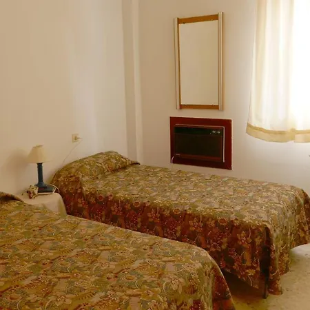 Casa Soleada En Calle Tranquila Holiday home Seville