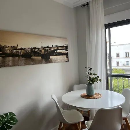 Apartamento Triana Center *