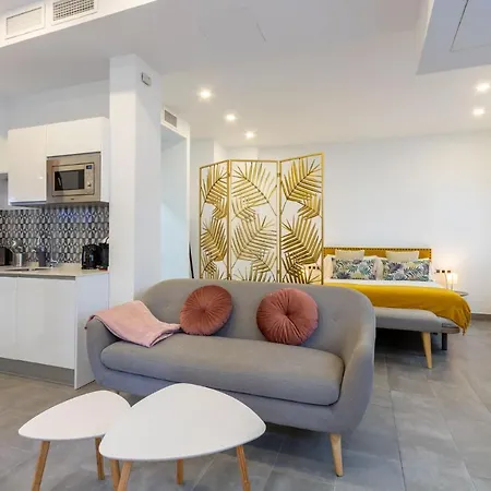 Nine O'clock Castellar By Valcambre Apartment