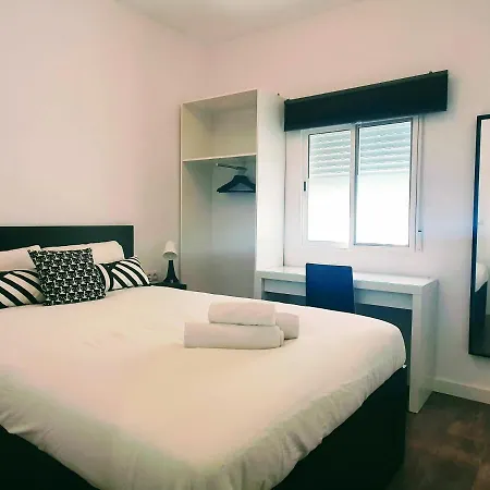 Apartment Recien Renovado Junto A Santa Justa Y El Centro