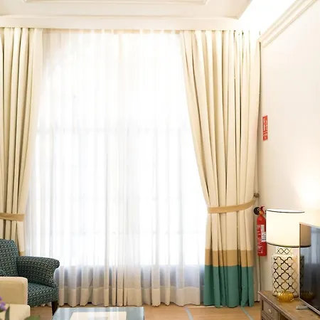 Apartahotel Arco Macarena Lofts