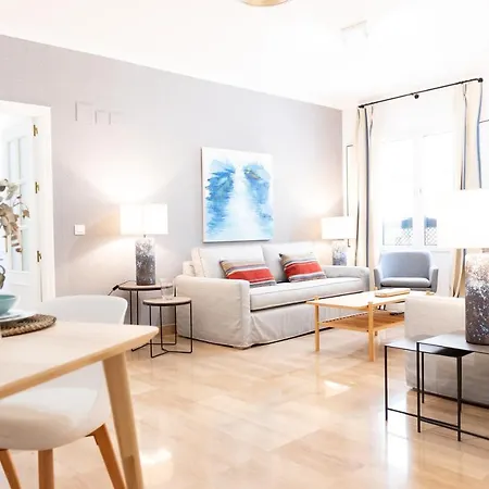 Apartment Tourist House Casa Pilatos Seville