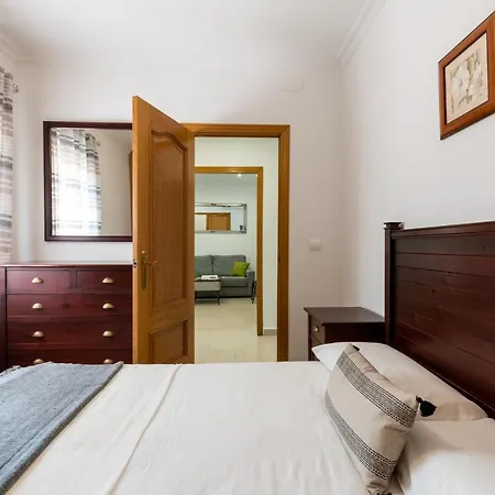 Holi-rent Salado Apartment Seville