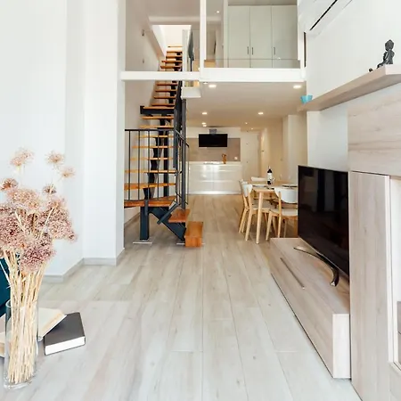 Apartment Mintystay - Penthouse Feria