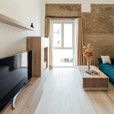 Mintystay - Penthouse Feria Apartment Seville