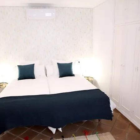 Hispalis Lepanto 2 Apartment *