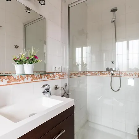 Holi-rent Resitur Seville