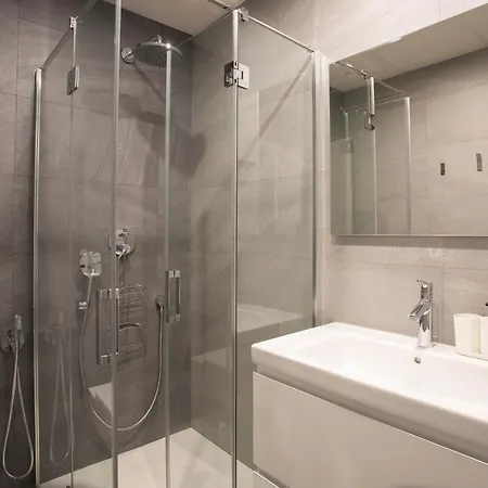 Bajeles Duplex-atico Urban Apartment *