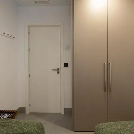 Bajeles Duplex-atico Urban Apartment