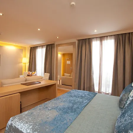 Hotel M.a. Congresos Sevilla