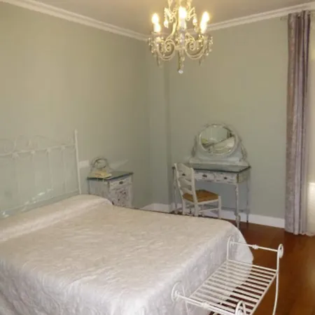 Le Petit Paris 2* Sevilla
