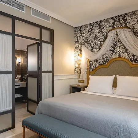 Otel Gravina 51 4*