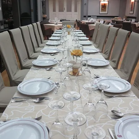Virgen De Los Reyes Hotel 4*