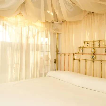 Hotel Ateneo 4*