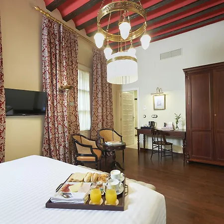 Hotel Casas De El Arenal
