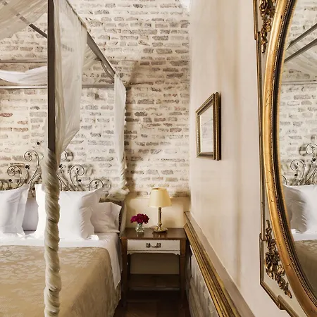 Casa 1800 Hotel