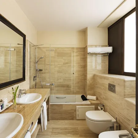 Casa 1800 Hotel 4*