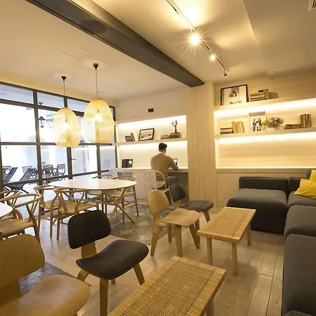 Hostel U-sense For Seville