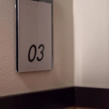 U-sense Centro 3* Севилья