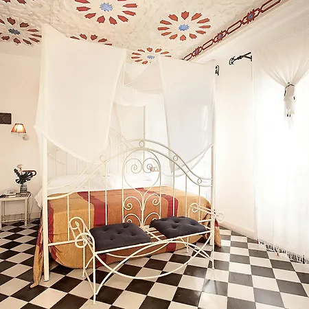 Alcoba Del Rey De Hotel Sevilla