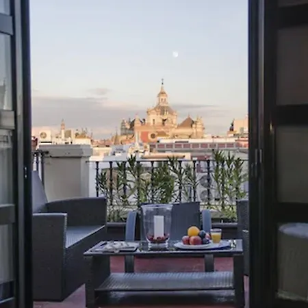 Hotel Plaza 3*