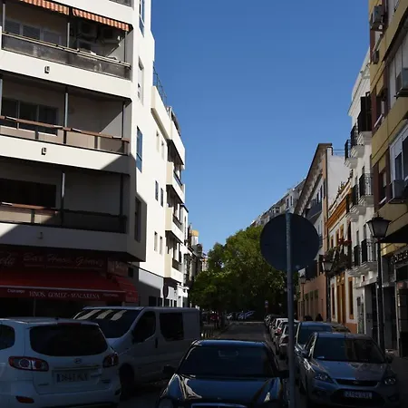 Apartment First Floor Near Macarena Church Seville