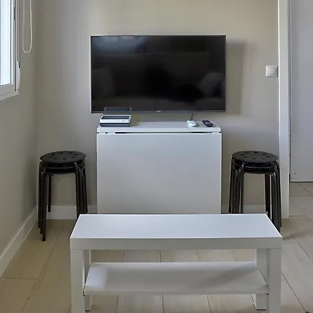 Apartamento De Dos Dormitorios En La Macarena